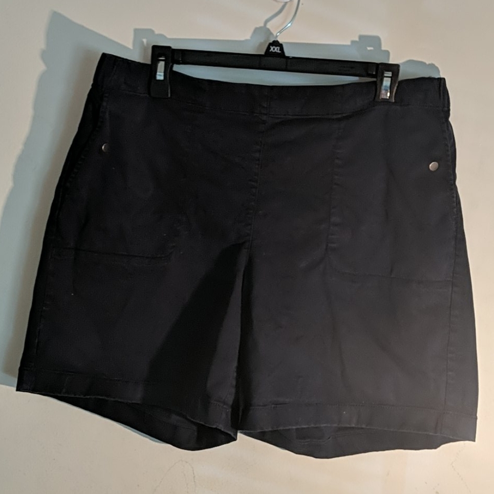 J. Jill Navy shorts size large sz l